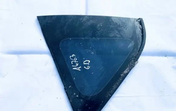 Toyota RAV 4 (XA30) Rear side window