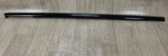 Porsche Cayenne (9Y0 9Y3) Rear door trim (molding) 9Y0839475J