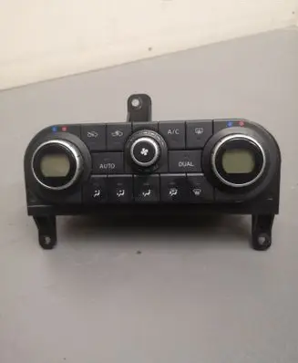 Nissan Qashqai Climate control unit 27500JD45D