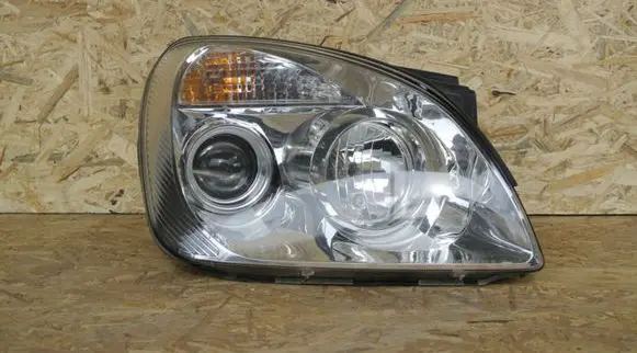 KIA Carens II Headlight/headlamp