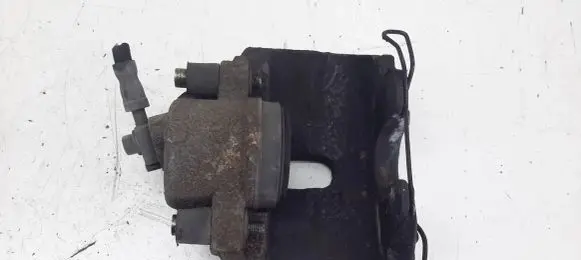 Volkswagen Golf VI Front brake caliper