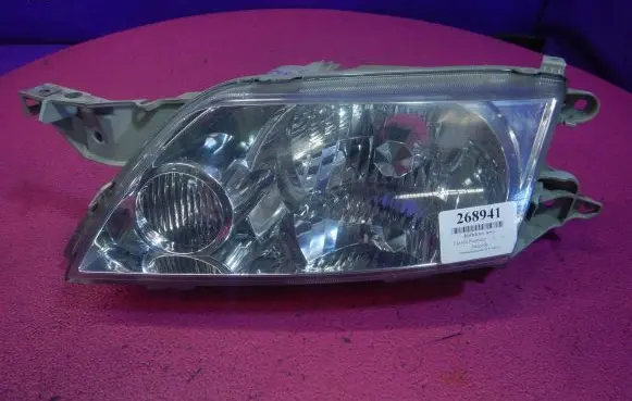 Mazda Premacy Headlight/headlamp P1990L