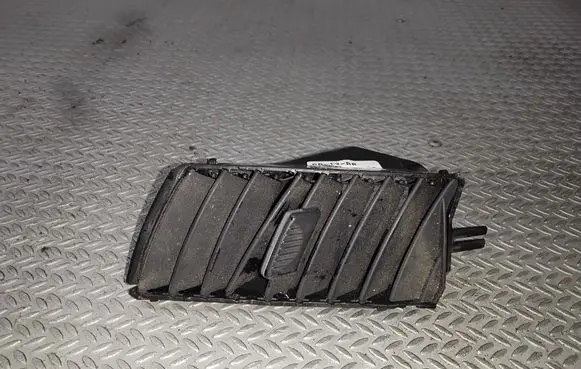 Opel Zafira B Dash center air vent grill 13145056