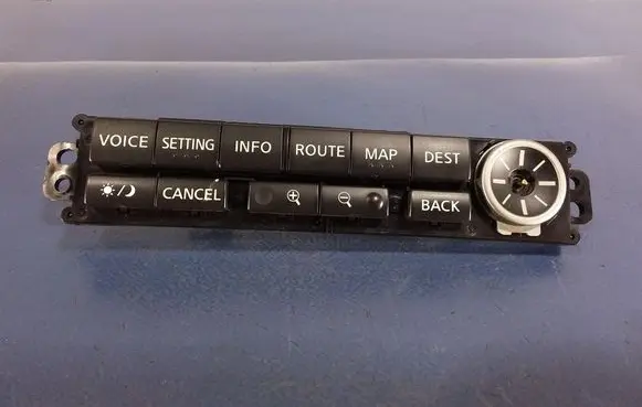 Nissan X-Trail T30 Other switches/knobs/shifts 28395EQ301