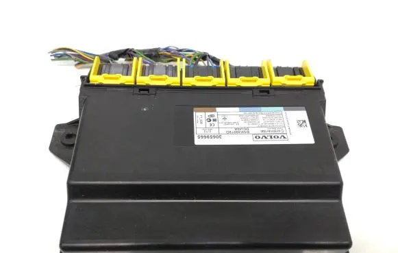 Volvo V70 Comfort/convenience module 30659665