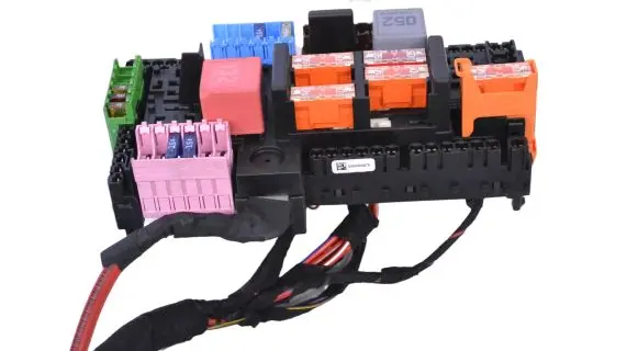 Mercedes-Benz E W213 Fuse box set A2139068801