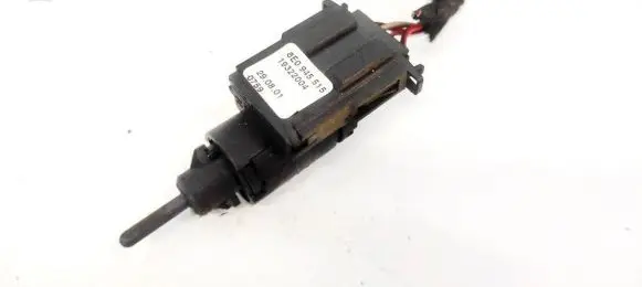 Audi A4 S4 B6 8E 8H Brake pedal sensor switch 8E0945515