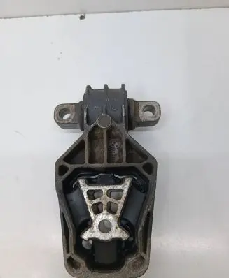 Mercedes-Benz B W246 W242 Engine mount bracket A2462401209