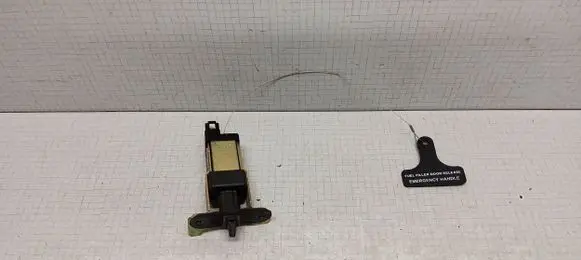 Hyundai Sonata Fuel tank cap lock 957203K000