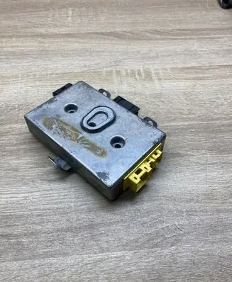 BMW 5 E60 E61 Door control unit/module 6937701 75789012