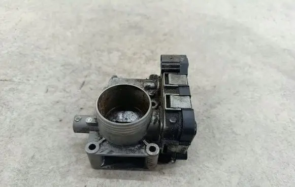 Fiat Grande Punto Throttle body valve 