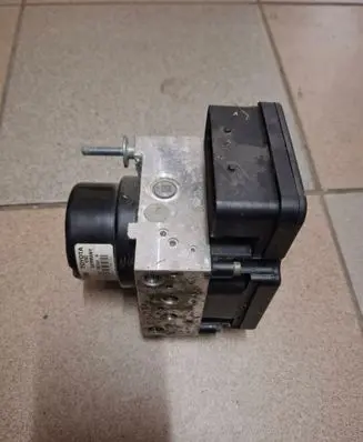 Toyota Yaris ABS Pump 0D130