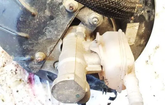 Mazda CX-7 Master brake cylinder 0204223634