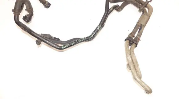 Audi Q7 4L Engine coolant pipe/hose