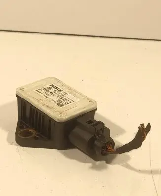 Audi A6 S6 C6 4F ESP acceleration yaw rate sensor 8E0907637B 0265005618 7006368