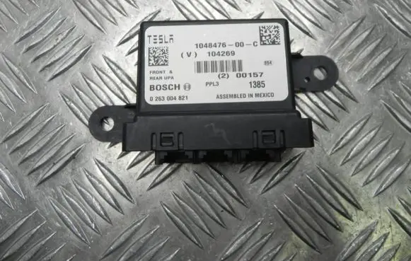 Tesla Model S Parking PDC control unit/module 104847600C
