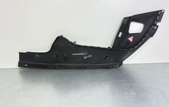 BMW 7 F01 F02 F03 F04 Engine bonnet/hood lock trim molding 7019802