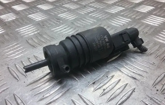 Audi A4 S4 B7 8E 8H Windscreen/windshield washer pump 1T0955651 3028149