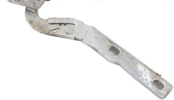 Audi A2 Tailgate/trunk/boot hinge 8Z0827300A