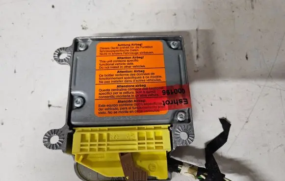 Volkswagen PASSAT B5 Airbag control unit/module 6Q0909605B 04010516F 5WK42869