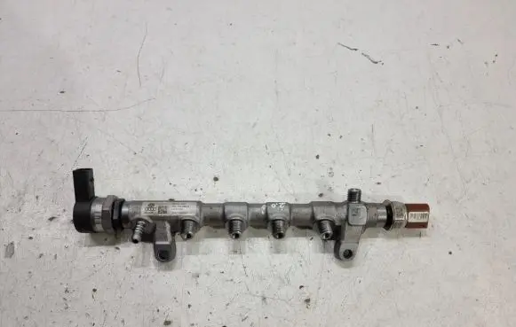Audi Q5 SQ5 Fuel main line pipe 03L130089Q