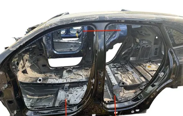 Mercedes-Benz EQA Sill