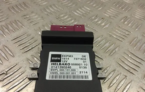 BMW X3 F25 Fuel injection pump control unit/module 7371832