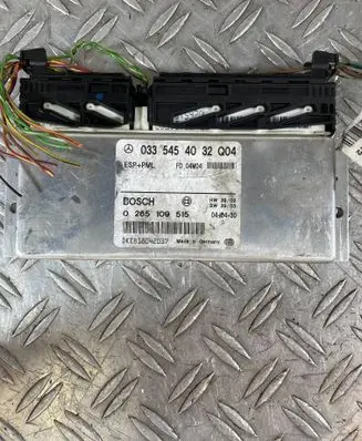 Mercedes-Benz E W211 ESP (stability system) control unit 0335454032