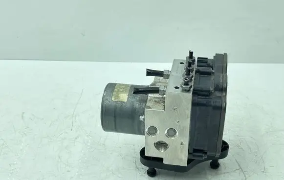 Mercedes-Benz E W213 ABS Pump A2134315601