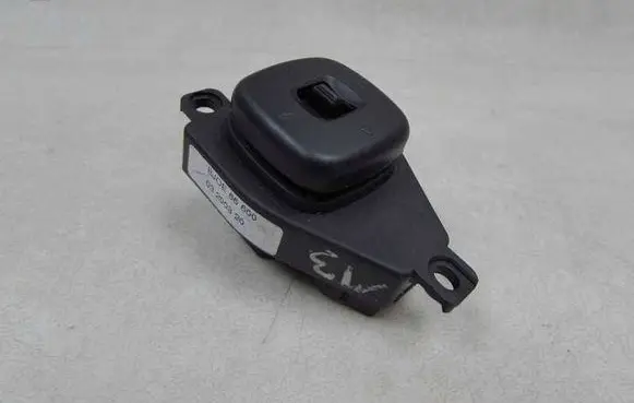 Mazda 3 I Wing mirror switch BJOE66600 58066