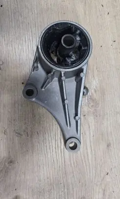 Opel Zafira A Engine mount bracket 90576047 013006840692A