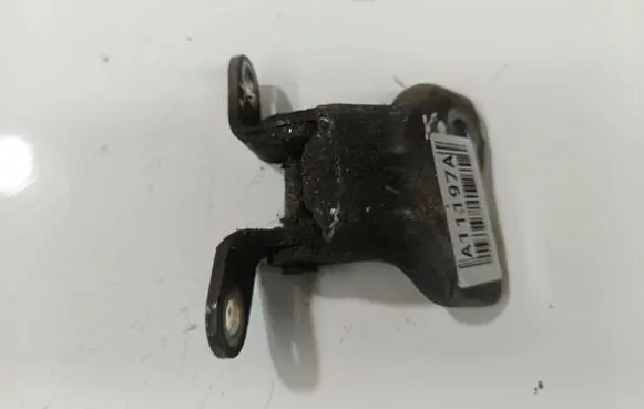Toyota Avensis T250 Front door upper hinge 