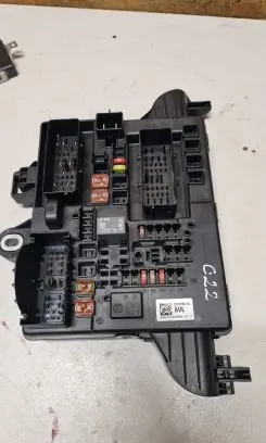 Opel Insignia A Fuse module 22737769 003846151