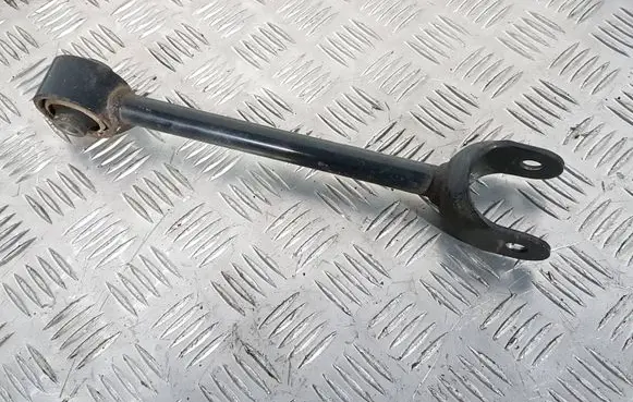 Toyota Prius (XW50) Rear upper control arm/wishbone