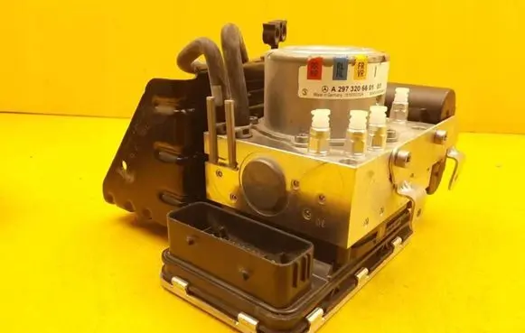 Mercedes-Benz EQC Air conditioning (A/C) compressor (pump) A2973206601 15150002524 003415150002