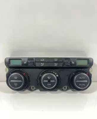 Volkswagen PASSAT B6 Climate control unit 74677513 27070551