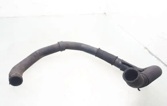 Volkswagen PASSAT B6 Engine coolant pipe/hose 3C0122051