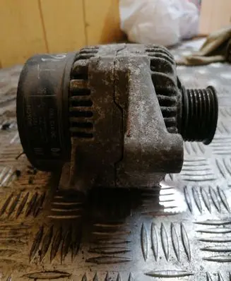 Opel Tigra A Generator/alternator 0123120001 90413760