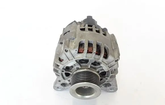 Dacia Sandero Generator/alternator 8200654541-C