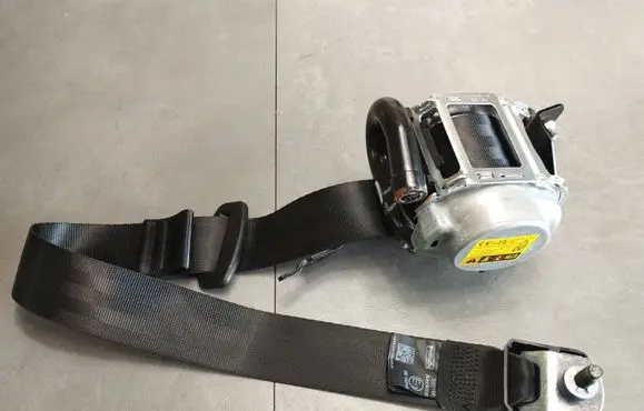 Volkswagen Amarok II Rear seatbelt MB3B26611E50BD3JA6