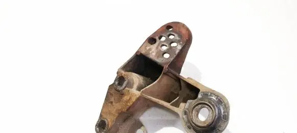 Audi A6 S6 C5 4B Engine mounting bracket 8e0199351a