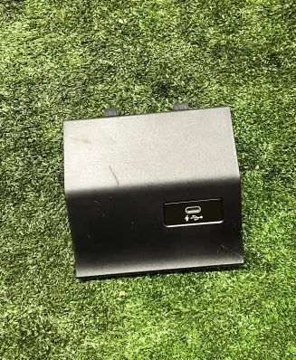 USB socket connector