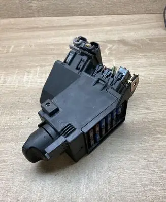 Mercedes-Benz E W210 Light switch 2105450104
