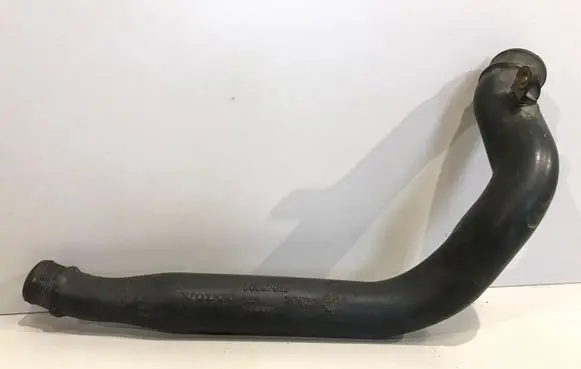 Volvo XC90 Intercooler hose/pipe 30647918