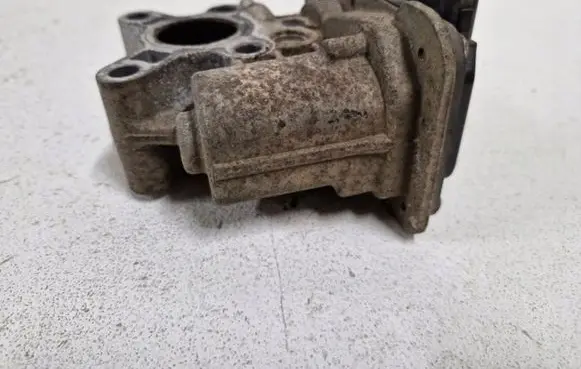 Honda Civic IX EGR valve 18710-RL0-G013
