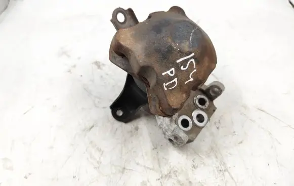 Mitsubishi Eclipse Engine mount bracket