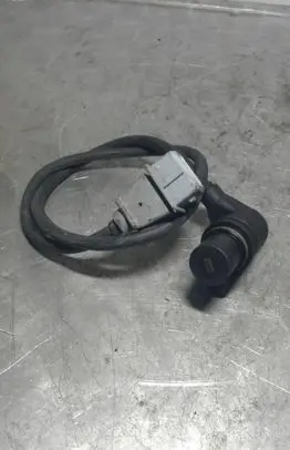 Volkswagen PASSAT B5 Crankshaft position sensor 050906433
