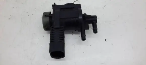 Volkswagen PASSAT B6 Turbo solenoid valve 1J0906283C