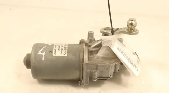 BMW 3 E90 E91 Wiper motor 697826304