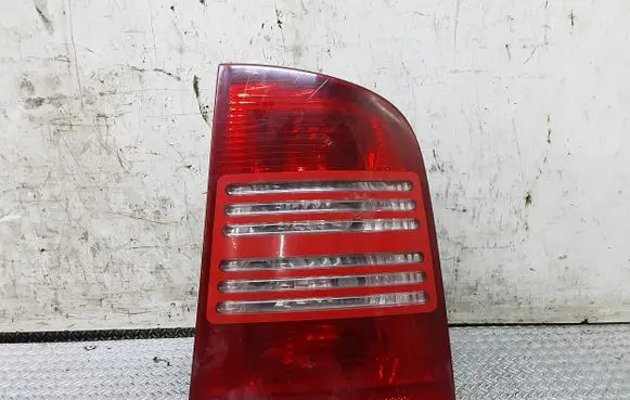 Skoda Octavia Mk1 (1U) Rear/tail lights 1U9945096 1U9945112